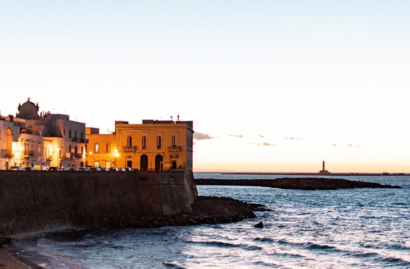 Spiaggia della Purità e il Faro